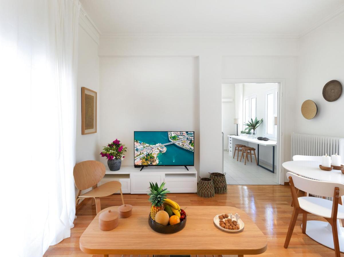 Modern Penthouse Overlooking Halkis Chalkís Esterno foto
