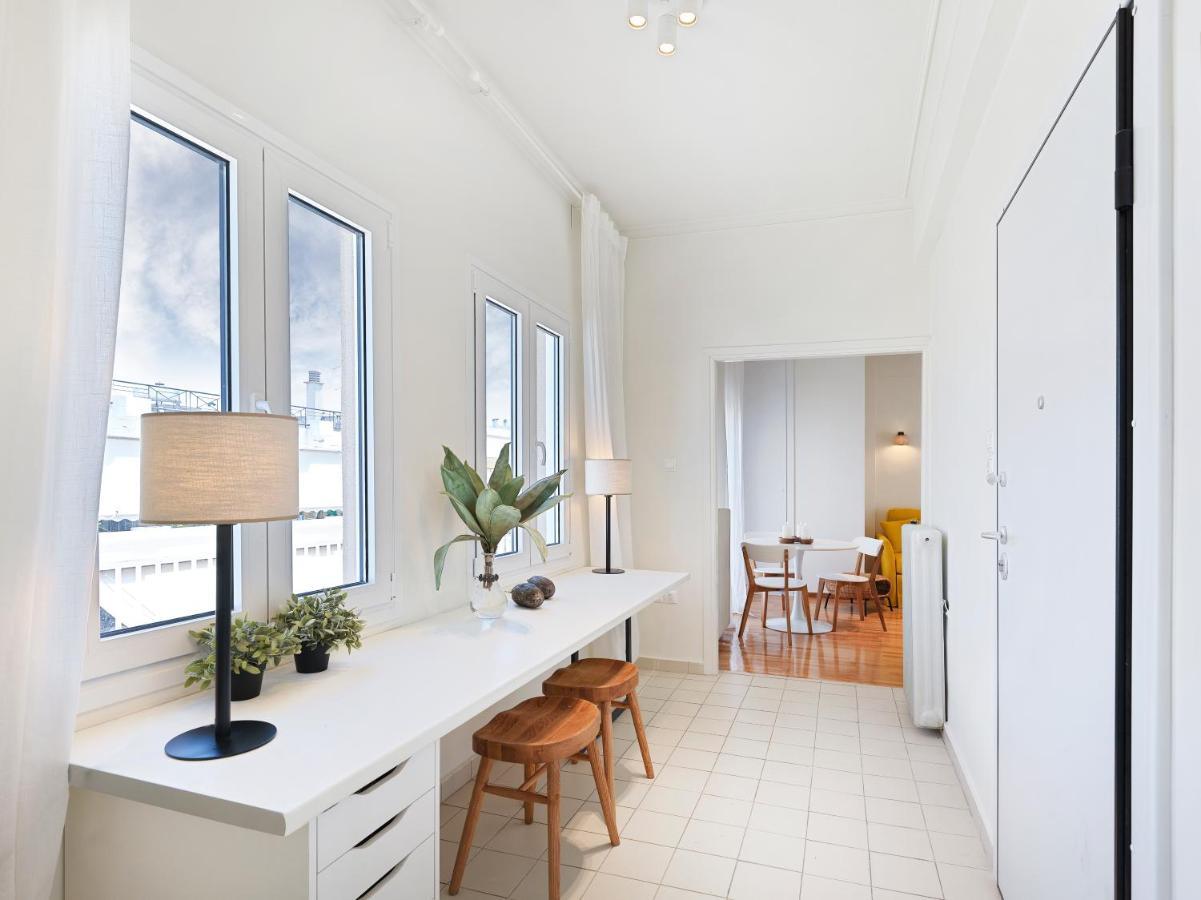 Modern Penthouse Overlooking Halkis Chalkís Esterno foto