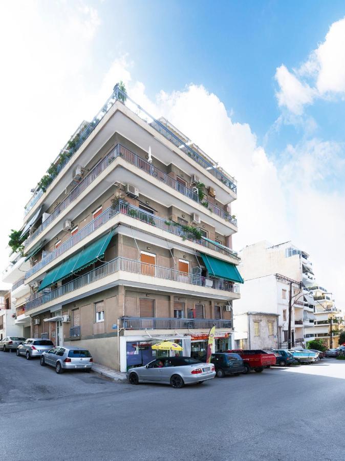 Modern Penthouse Overlooking Halkis Chalkís Esterno foto